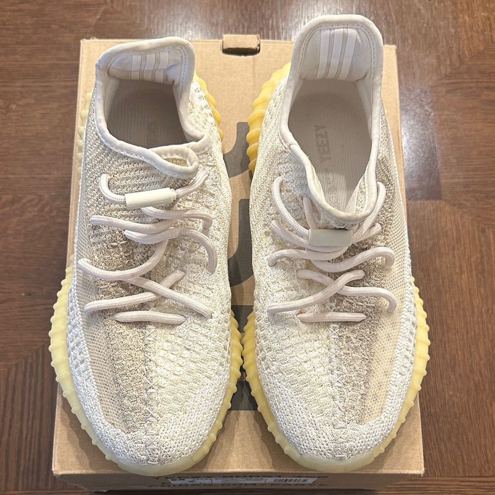 Yeezy Boost 350 V2
